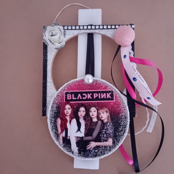 Αρωματική Λαμπάδα με ξύλινη κρεμαστή κατασκευή