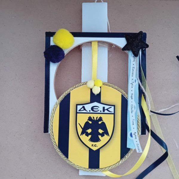 Αρωματική Λαμπάδα με ξύλινη κρεμαστή κατασκευή με ομάδες